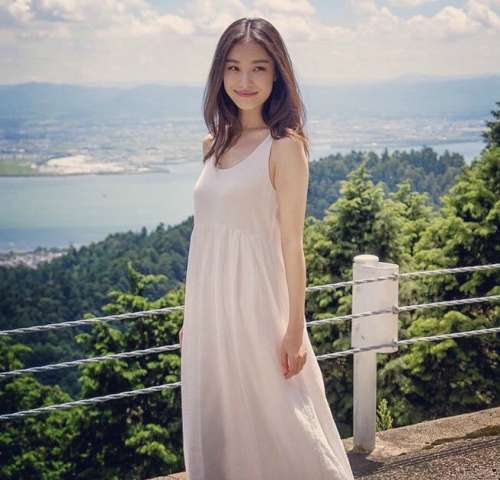 谋女郎大眼明星倪妮清纯唯美写真