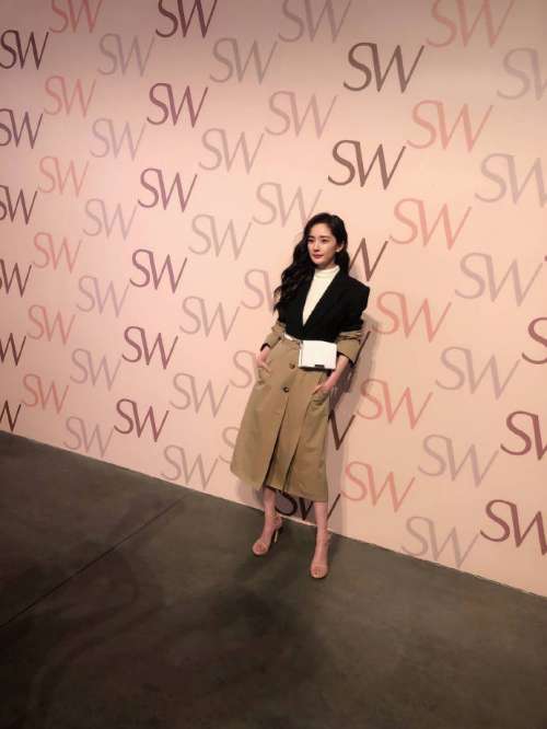 北京图片 女明星杨幂参加SW活动图片