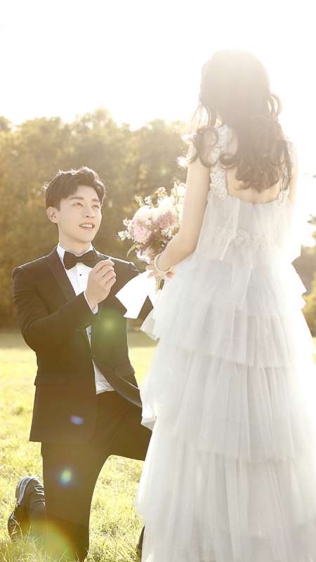 迪丽热巴和婚纱照高清手机壁纸