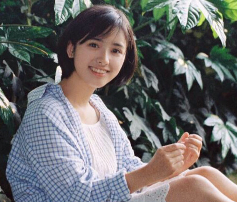 湖南明星沈月清纯图片