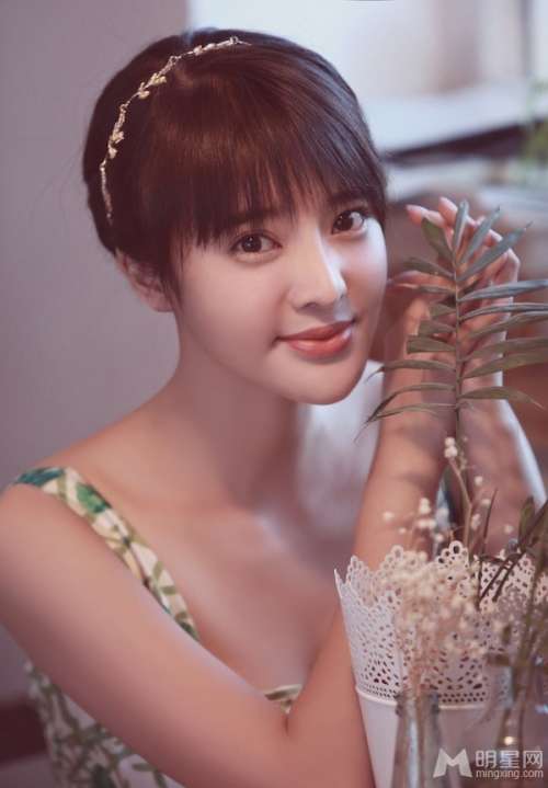 明星图片女演员张璇文艺范儿十足写真