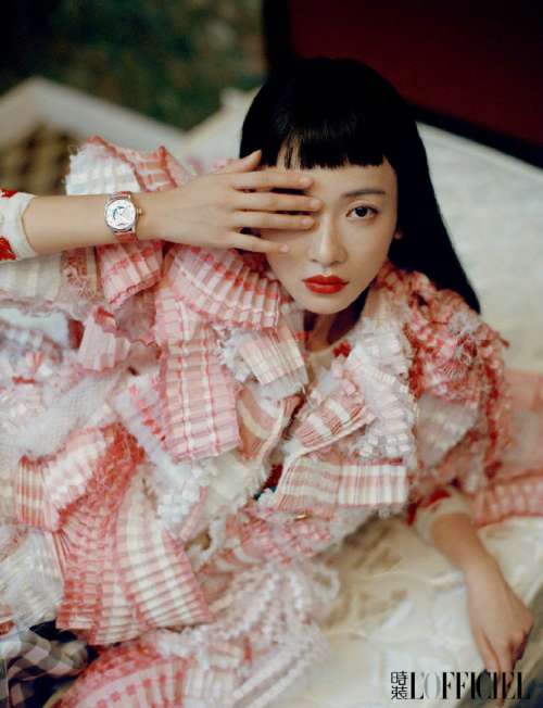 四川图片 女明星吴谨言《时装L’OFFICIEL》复