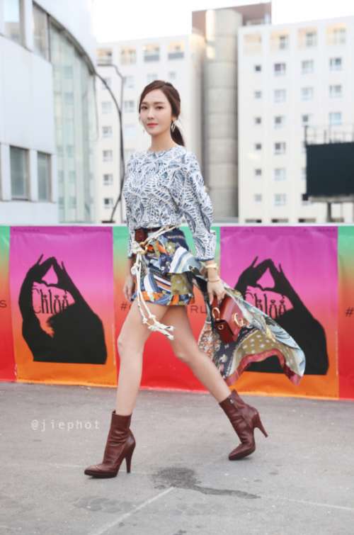 韩国图片 女星Jessica郑秀妍巴黎时装周图片