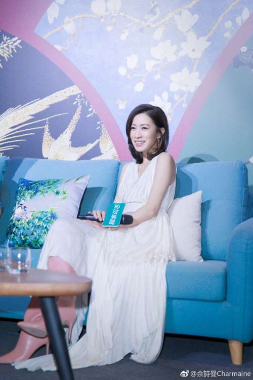 香港女星佘诗曼图片_香港佘诗曼出席活动优
