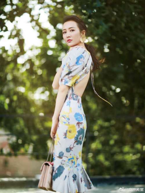 优雅知性气质明星王鸥时尚大片很美很成熟