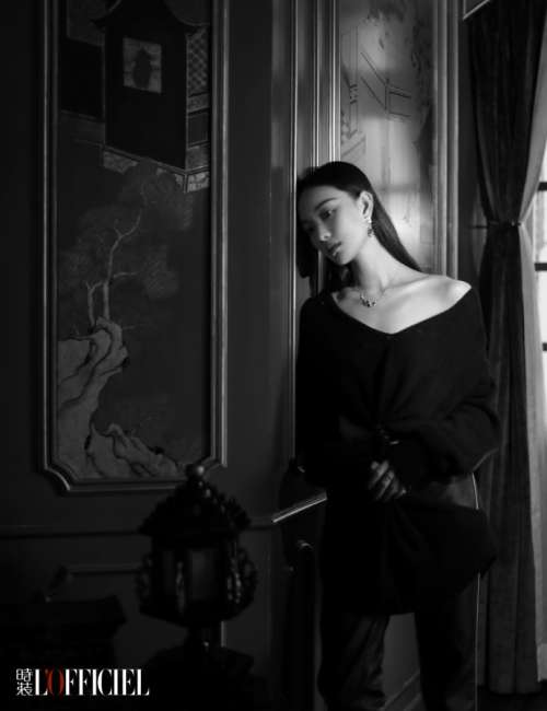 倪妮图片_南京明星倪妮《时装L’OFFICIEL》封