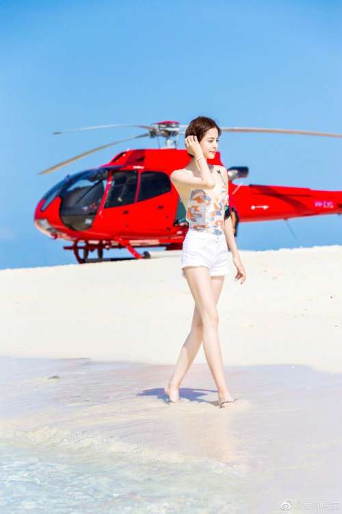 新疆明星古力娜扎优雅清新女神范儿绝美大