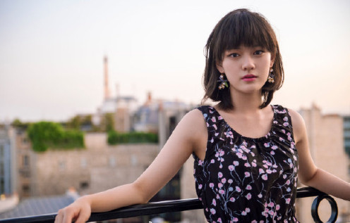 00后图片 宝藏女孩文淇图片