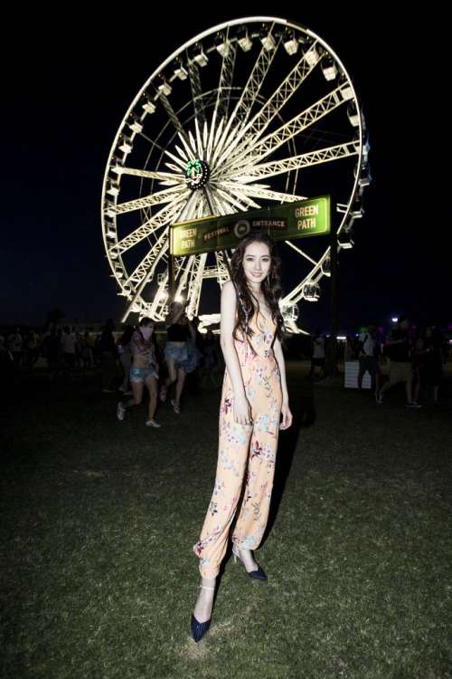 台湾明星郭碧婷现身Coachella科切拉音乐节的