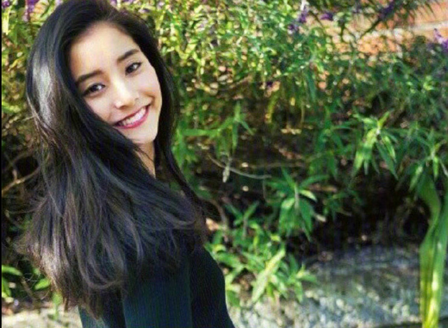 90后女平面模特新木优子美颜暴击简直就是