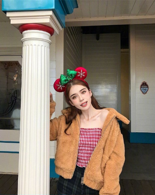 中国图片 中俄混血Nadia Bean图片