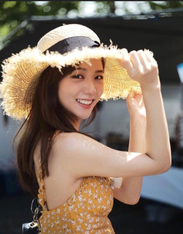 韩国图片 韩国女团BLACKPINK成员金智秀游客照