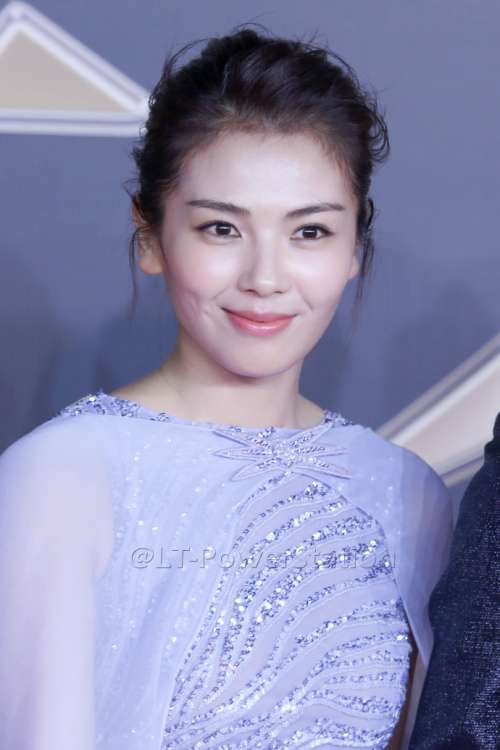 2016微博之夜演员刘涛获得微博年度风云娱乐