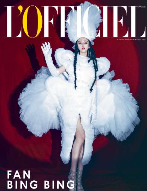 中国明星登上俄罗斯版《时装L'officiel》封面