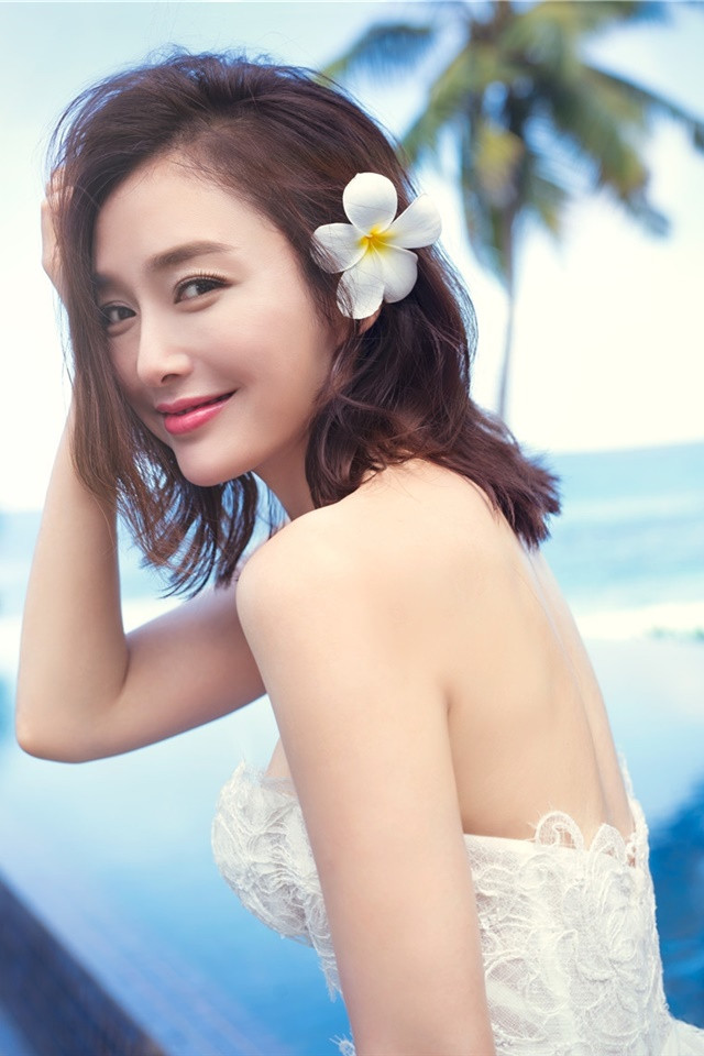 明星秦岚甜美婚纱写真iPhone壁纸