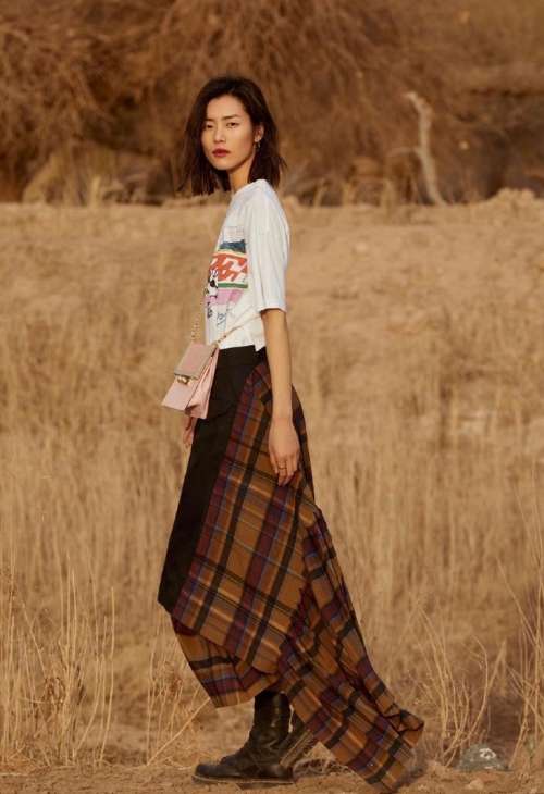 湖南图片 国际超模刘雯休闲写真图片