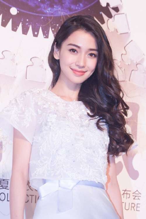 大眼明星angelababy纯洁干净美丽图片