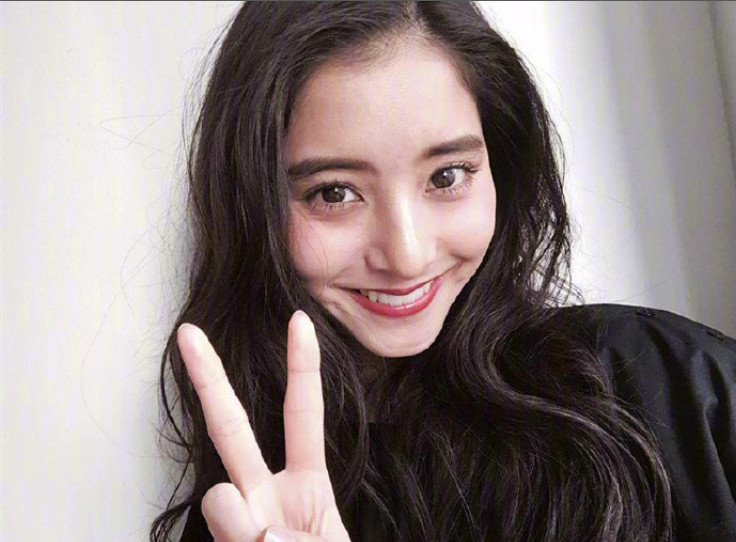 90后女平面模特新木优子美颜暴击简直就是