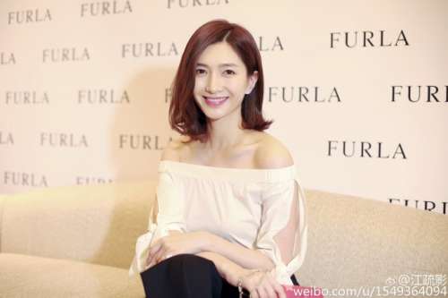 明星写真_大长腿江疏影街拍活动照都是