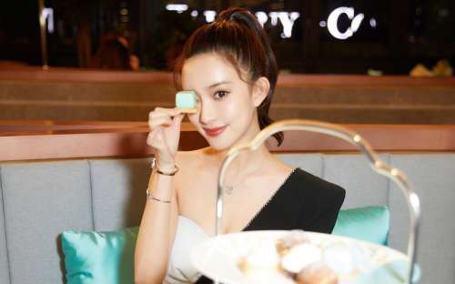 中国明星孟子义桌面壁纸图片