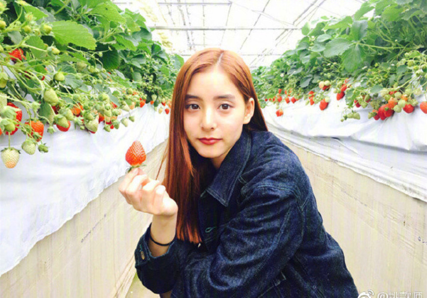 90后女平面模特新木优子美颜暴击简直就是