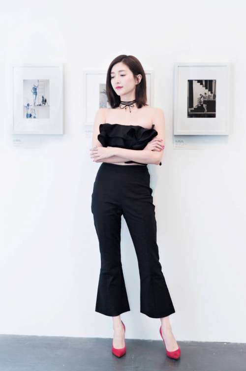 肤白貌美大长腿明星江疏影成雅魅力女