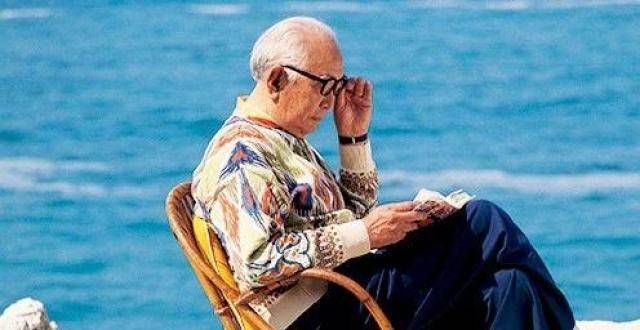 被外来评论家理解的黑泽明：艺术真正的主题都是回到现实本身｜此刻夜读