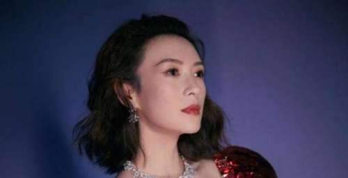 许凯的《爱的二八定律》一开始就奔着上星去的，但平台想独揽网播权