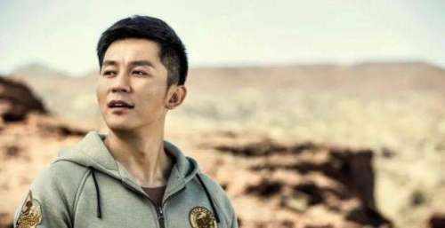 百亿影人有多惨？李晨票房成绩亮眼，网友们却并不关心