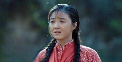 功勋：熟人系列！有白云瑞邢岷山，还有钟汉良的“妹妹”何以玫！