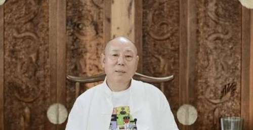 “哥哥”还没走，“披荆斩棘的爷爷”就要来了？
