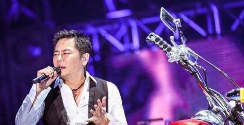 “浪子”王杰被人下毒，曾直言：“若他还活着，没人敢这样欺负我”