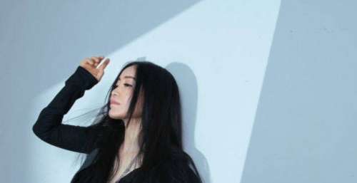斯琴格日乐《织谣II》荣获GMA全球音乐奖银牌奖