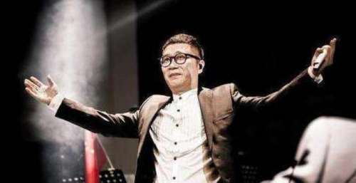 他一首歌赚2亿上过4次，成名后却看不起刘德华，今早已默默无闻