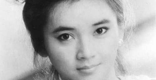 62岁胡慧中近况：曾被骗拍三级，前夫横死老公坐牢，今老得认不出