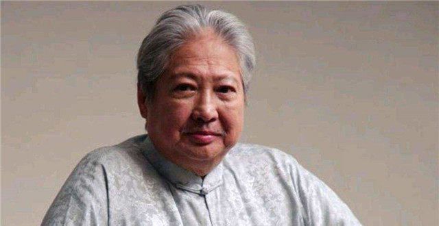 1997年，“僵尸道长”林正英去世，葬礼布置诡异，疑与拍鬼片有关