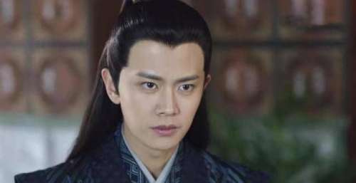 被说五毛特效的剧《锦衣之下》，没想到那么出圈，至今还被津津乐道