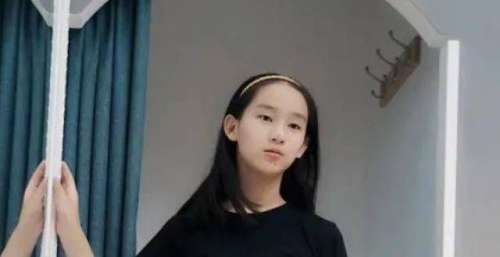 《成长树》——能歌善舞、热爱科学的小姑娘