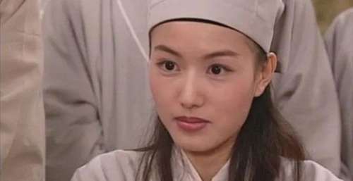 古天乐前女友黄纪莹被曝隐婚生子！闺蜜代为澄清：孩子不是她的