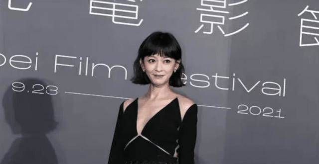 女明星人到中年，娃娃脸也照样抵挡不住皱纹，陈意涵就是现成的例子