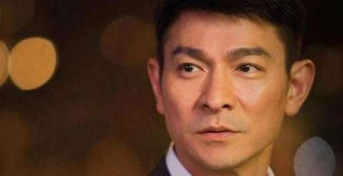 向华强借刘德华4000万，连欠条都不要，刘德华为什么力挺周星驰？