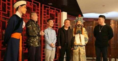 郭德纲为振兴曲艺打破规矩，德云社京剧名家专场，演出票只送不卖