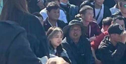 吴京《长津湖》票房刚破43亿，《流浪地球2》又开机，刘德华张丰毅助阵