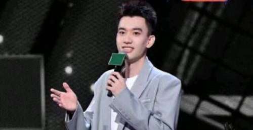 “天花板”周奇墨夺冠，可是脱口秀似乎还有“二层楼”