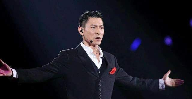 《流浪地球》“前传”开机，吴京主演，刘德华加盟，票房稳了