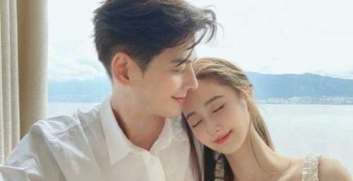 郭品超与马泽涵后年结婚，目前已买好婚房，回应被指父女恋：的确很怪