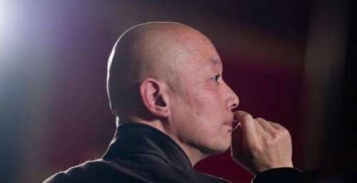 后期冲刺中演员葛优：为何结婚33年无子，零绯闻，看看妻子是谁就明白了！电视剧