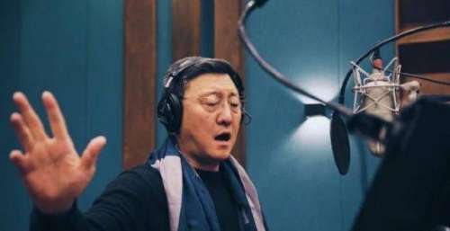 步能怪谁呢税铁证如山？一代歌王韩磊被经纪人举报，央视海霞点评一针见血安与骑