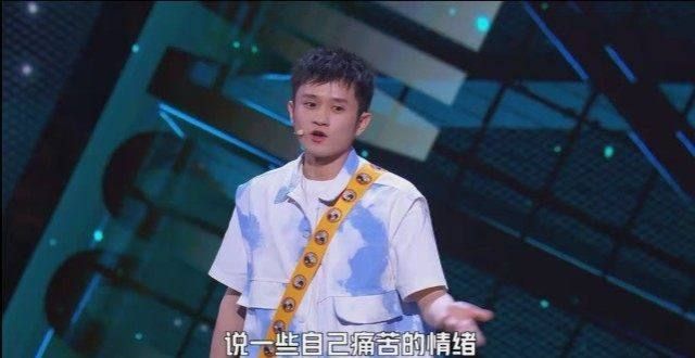 自己没落的脱口秀大会屡次受争议，别怪领笑员了，想想我们对脱口秀的误解录制现
