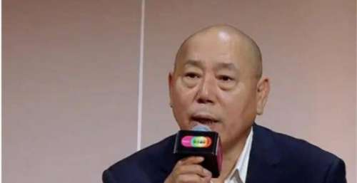 颖合演仁医从“手握上亿资金”到骂哭郭敬明，看李诚儒的豪横人生，你就懂了星空下